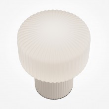 Настольный светильник Maytoni MOD404TL-01BG