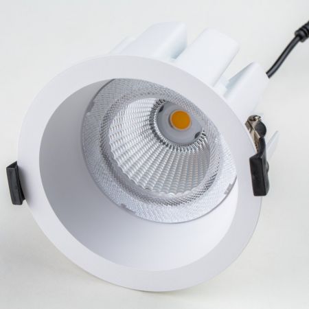 Влагозащищенный светильник Lightstar 385136