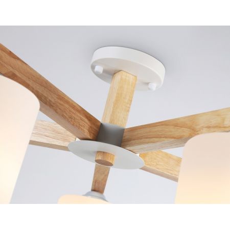 Люстра на штанге Ambrella Light TR83113