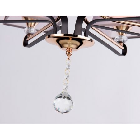 Подвесная люстра Ambrella Light TR4618