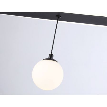 Накладной светильник Ambrella Light FL66202