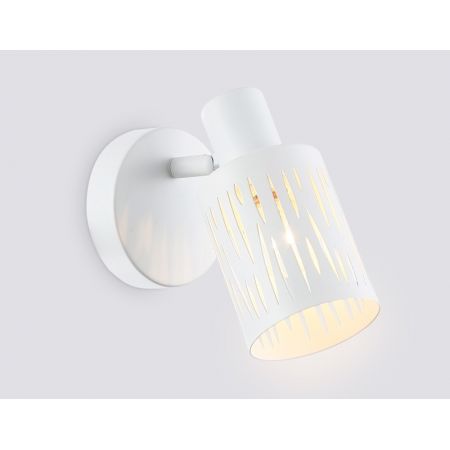 Спот Ambrella Light TR8663