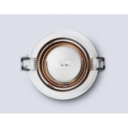 Встраиваемый светильник Ambrella Light TN102823