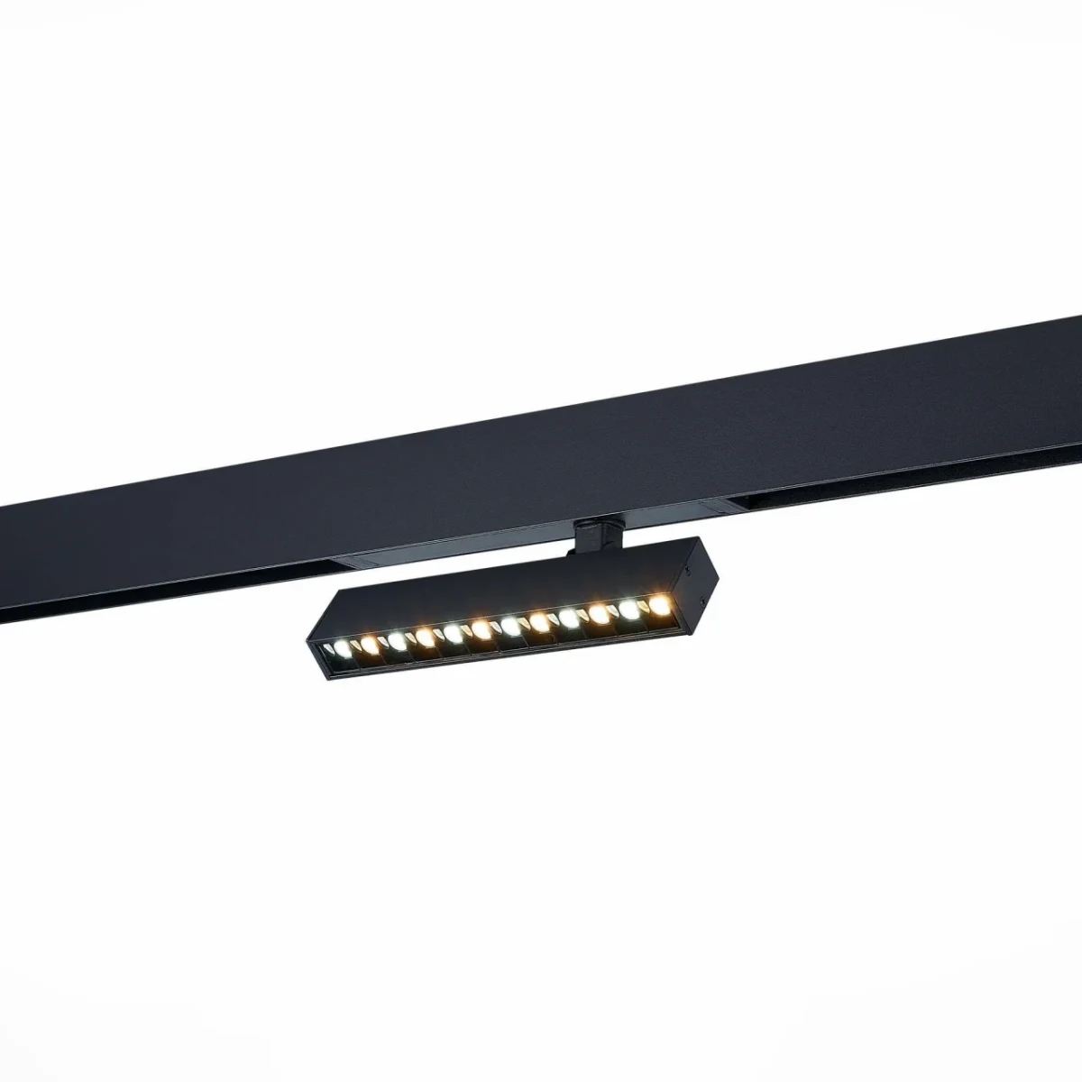 ST656.436.09 Св-к трек. Черный LED 1*9W 3000K 700Lm Ra>90 24 IP20 L220xW25xH105 220V