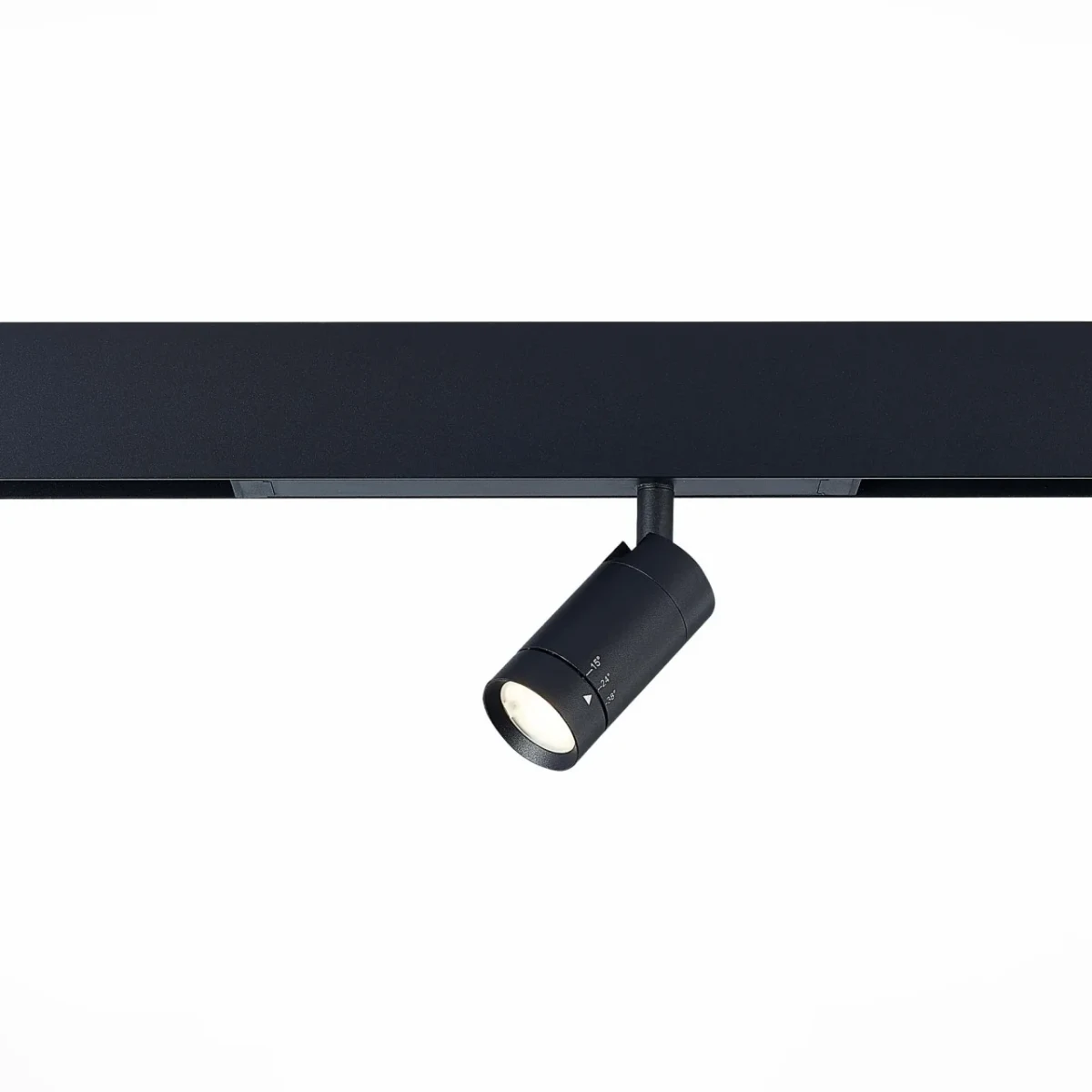 ST658.496.07 Св-к трек. SMART Zoom Черный LED 1*7W 2700K-6000K 400Lm Ra>90 15-38 IP20 D40xH90 220V